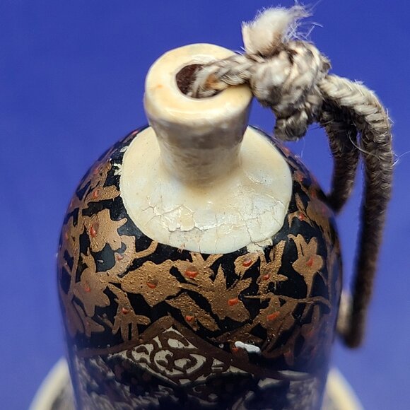 3 Vintage Festive Holiday Bells Kashmir Painted Paper Mache Cloisonne Holly - Picture 9 of 12